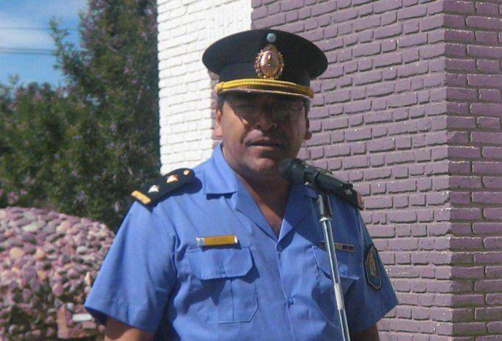 El comisario Cesar Lara es el nuevo jefe policial en Malarg�e