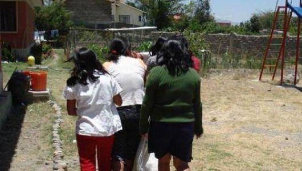 J�venes y familias sobrevivieron al invierno en el refugio para ancianos