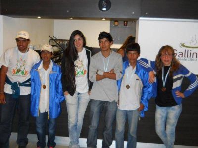 Torneos B.A. La Provincia: Regreso triunfal de la delegaci�n peronense