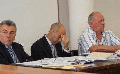 Absuelven por mayor�a de votos al ex intendente de Las Varas 