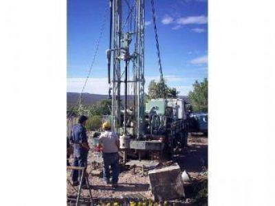 Encontraron agua para abastecer el consumo humano en los parajes de Aguada de Guerra y Cerro Polic�a