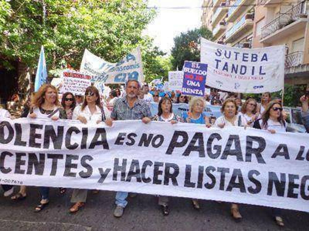 La Justicia orden� no descontarle los d�as de huelga a los docentes
