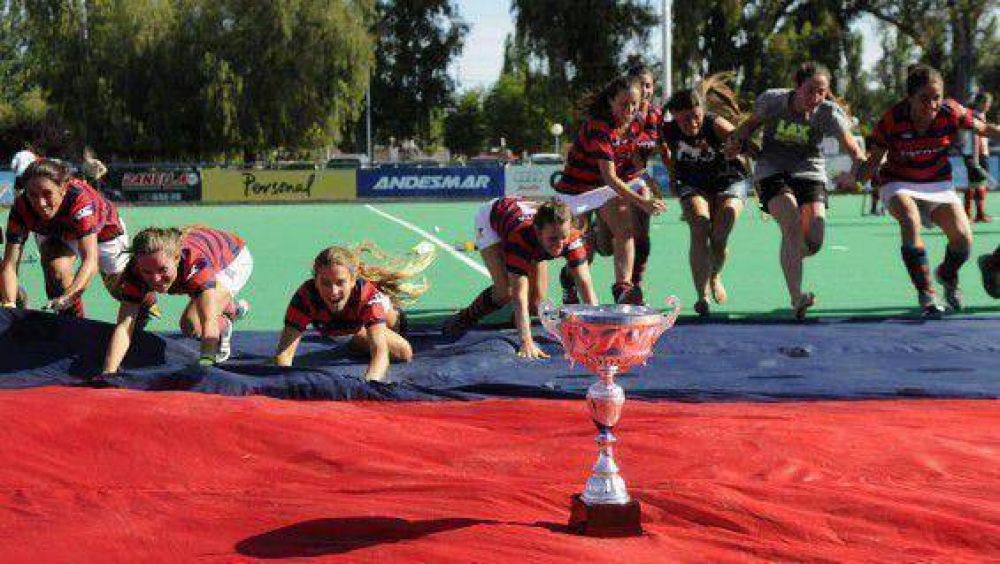 Festejos de los campeones del hockey sobre c�sped 