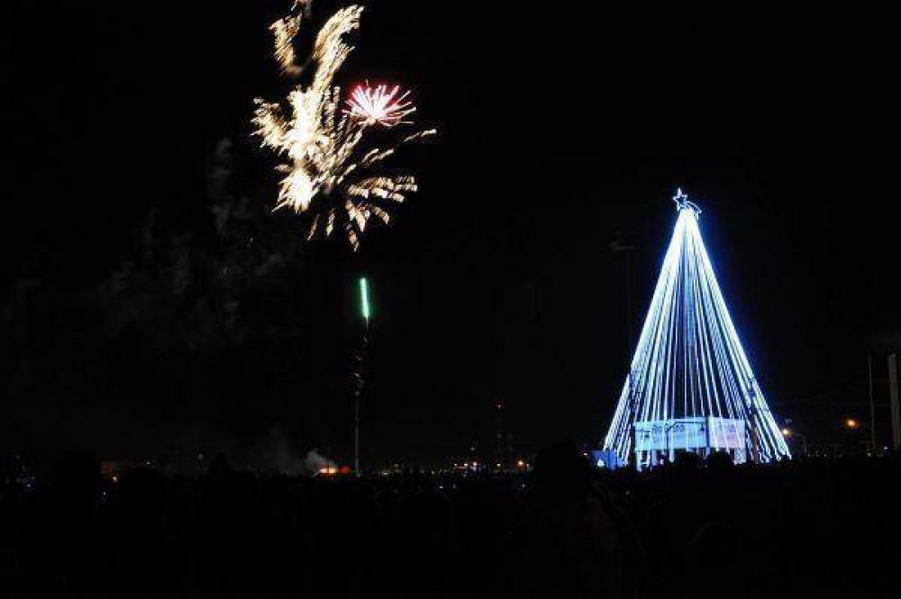 El viernes se realiza el tradicional encendido del �rbol Navide�o
