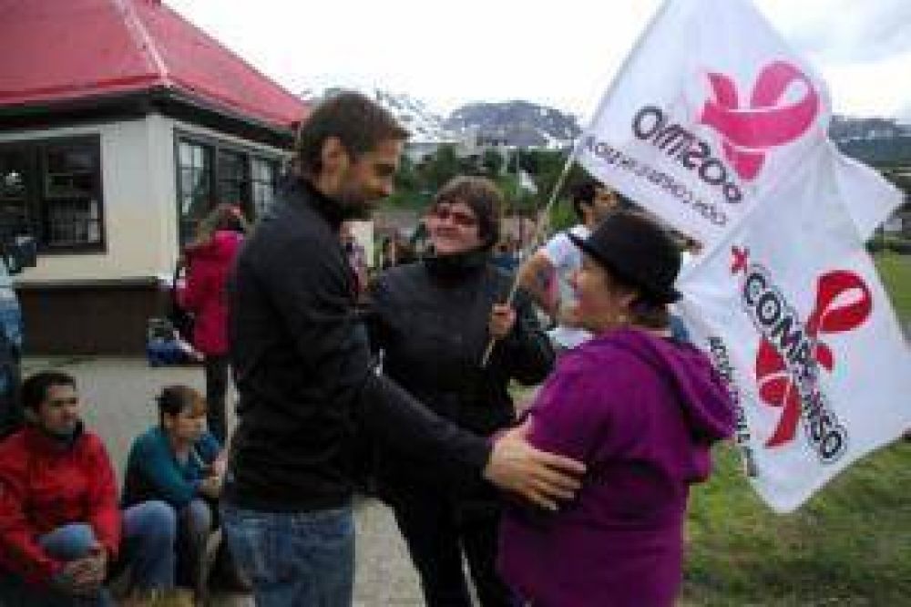 El Intendente acompa�� las actividades de Rock&Vida.