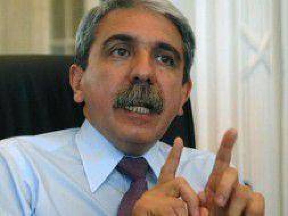An�bal Fern�ndez candidato a presidir la Confederaci�n Argentina de Hockey