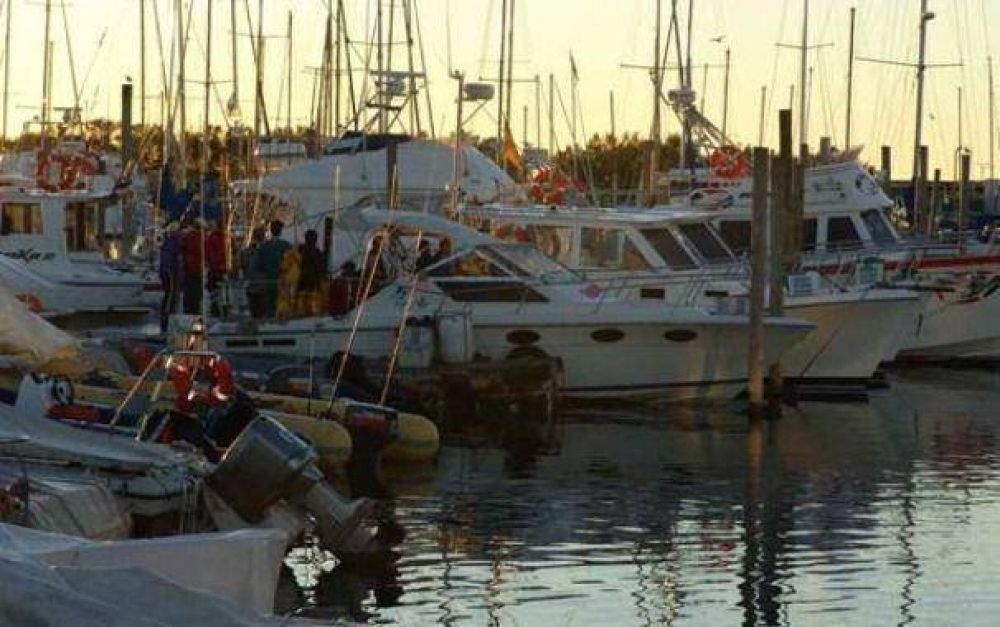 N�utico: Osse dice que el agua es apta, pero los socios desconf�an