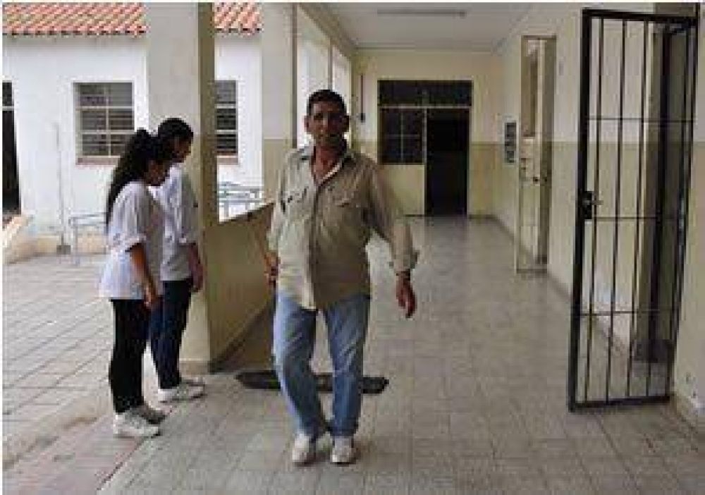 UPCN se reuni� con Educaci�n por plus de porteros