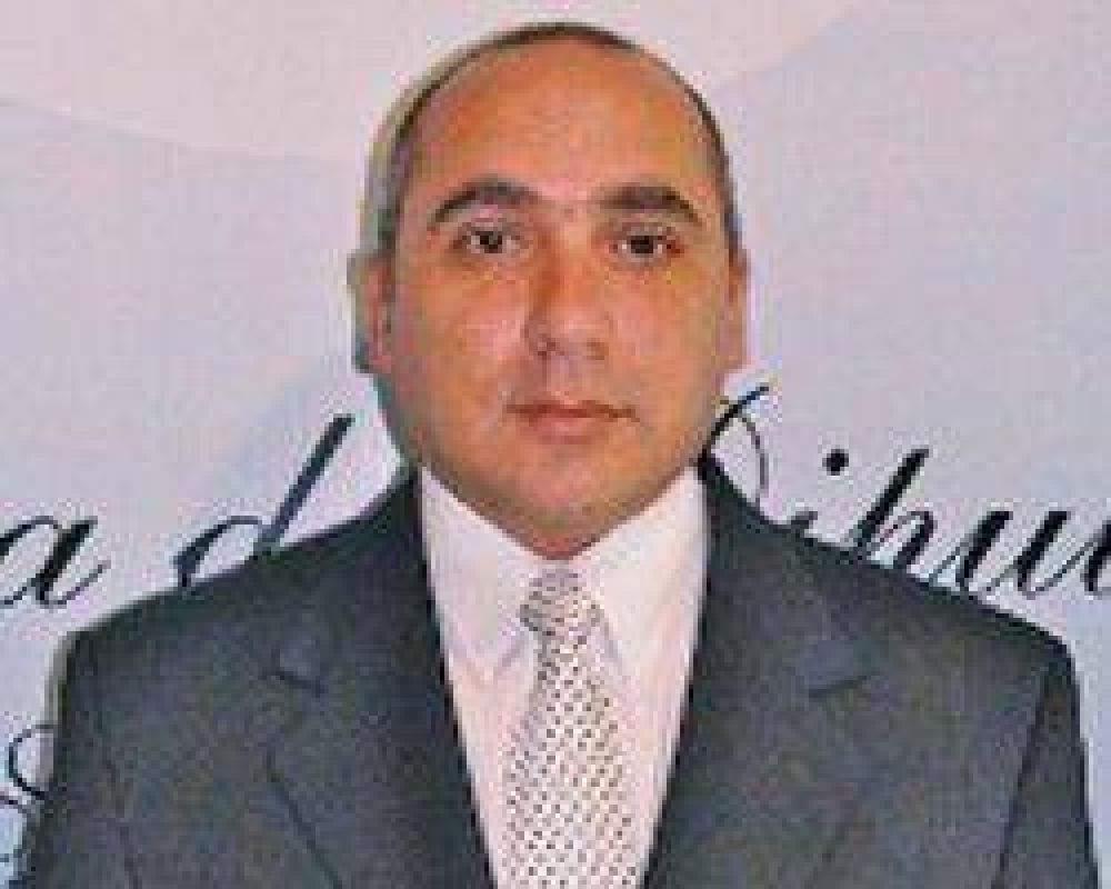 Peluc quiere ser diputado nacional en 2013