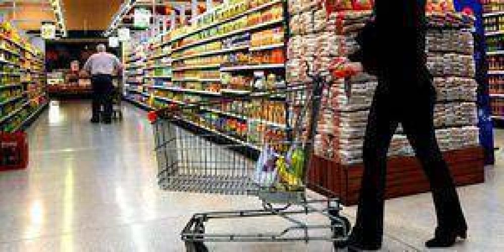 Comerciantes destacan la decisi�n de pago conjunto de sueldo y aguinaldo