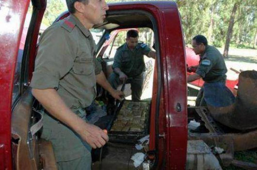 Gendarmer�a secuestr� 335 kilos de marihuana y detuvo a un hombre