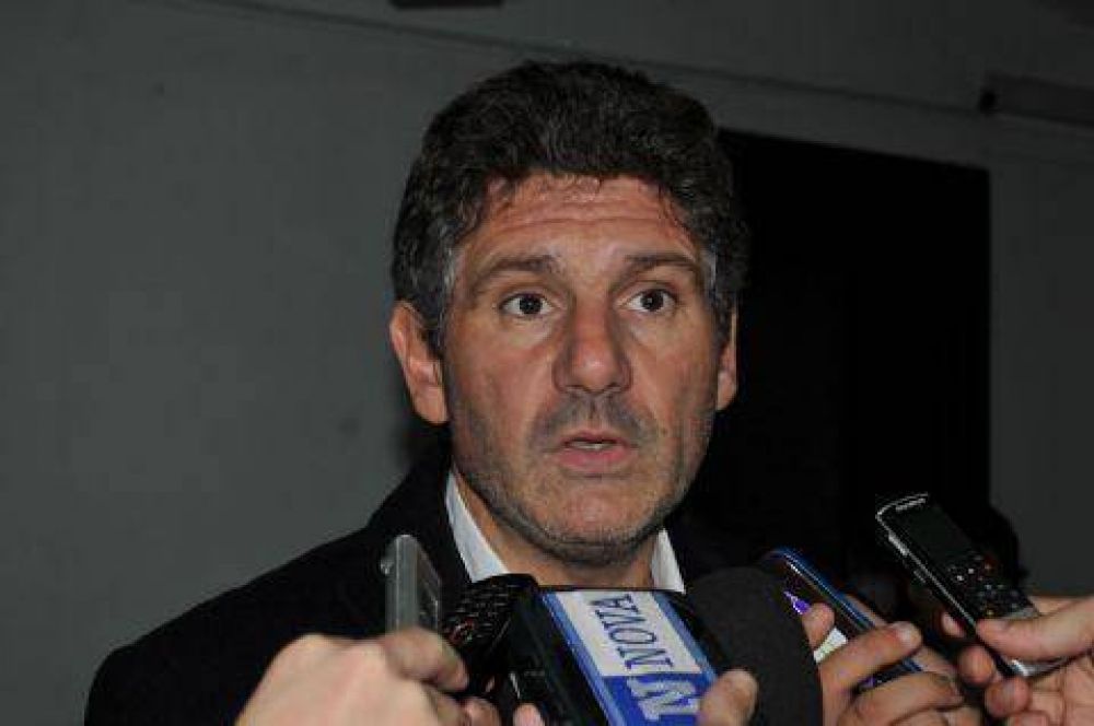 Negrelli rechaz� el proyecto que busca que las escuelas sin nombre se llamen N�stor Kirchner