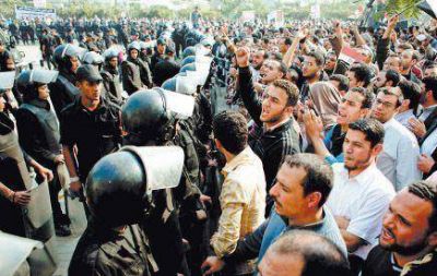 Paro general y manifestaci�n en Egipto contra los decretos del presidente Mursi