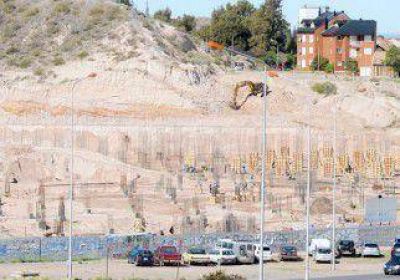 Coto embolsar� $7 millones por abrir una calle 