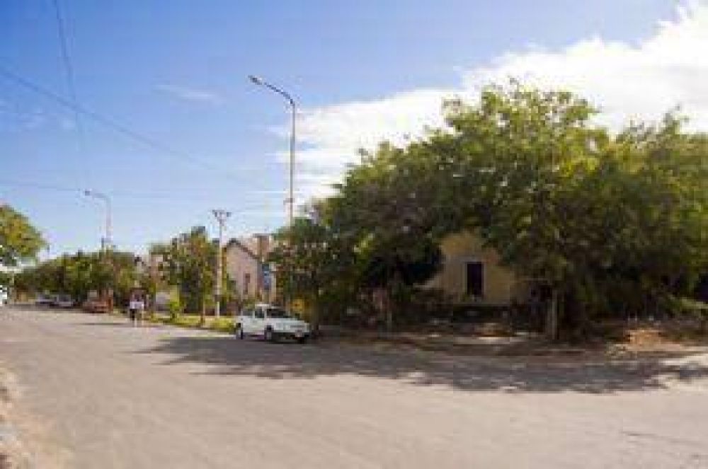 Vecinos denunciaron al intendente Jalil por los terrenos del ferrocarril