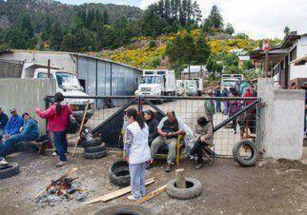Municipales bloquearon corral�n en San Mart�n 