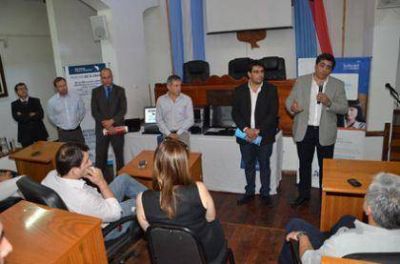PC para todos, alcanza para los consejales