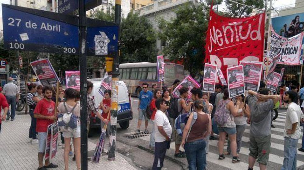 Protesta por muertes en la construcci�n