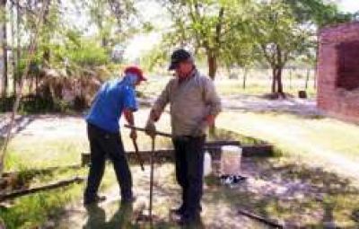 Sequ�a: APA realiza perforaciones para peque�os productores 	