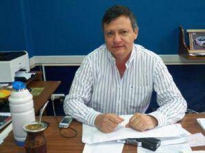 El gobernador e intendentes se re�nen hoy con De Vido para definir las obras prioritarias del 2013