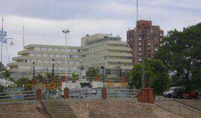 Los hermanos C�ceres �nicos oferentes en licitaci�n del Hotel de Turismo