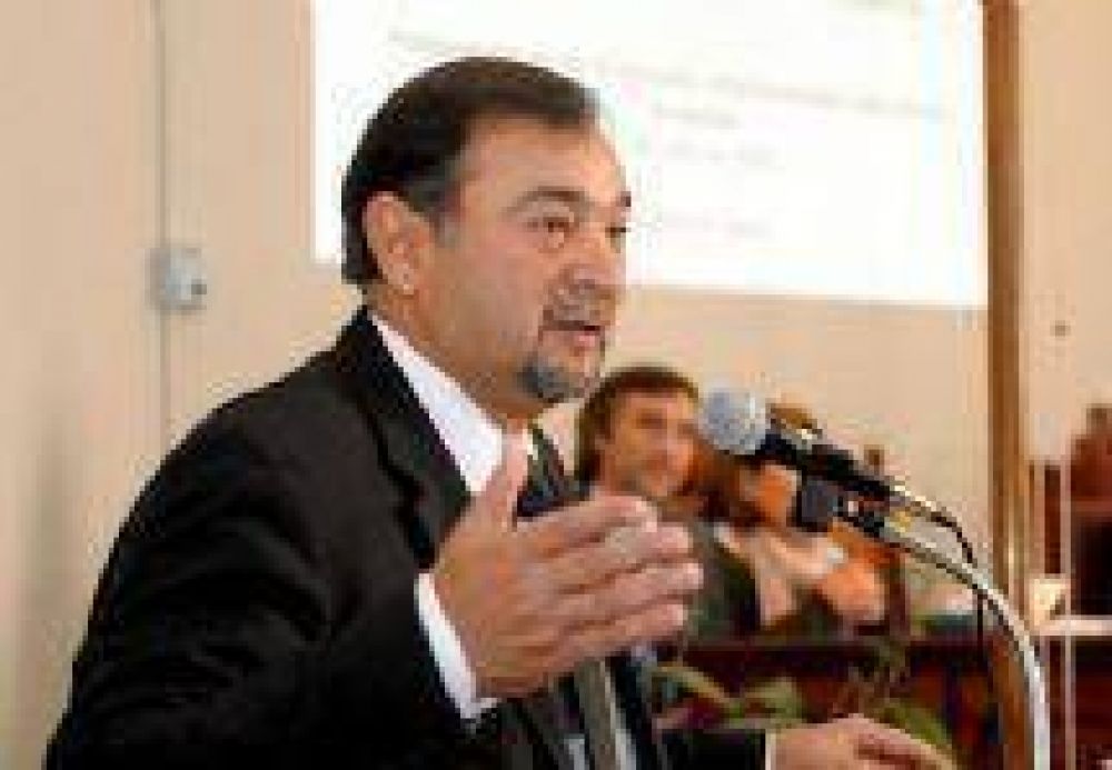 Miguel Isa gestiona la instalaci�n de otro NAC y Punto de Acceso Digital