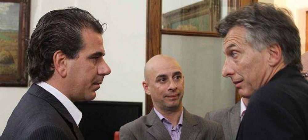 Macri fue a la Legislatura a pedir que no toquen una coma del proyecto del subte