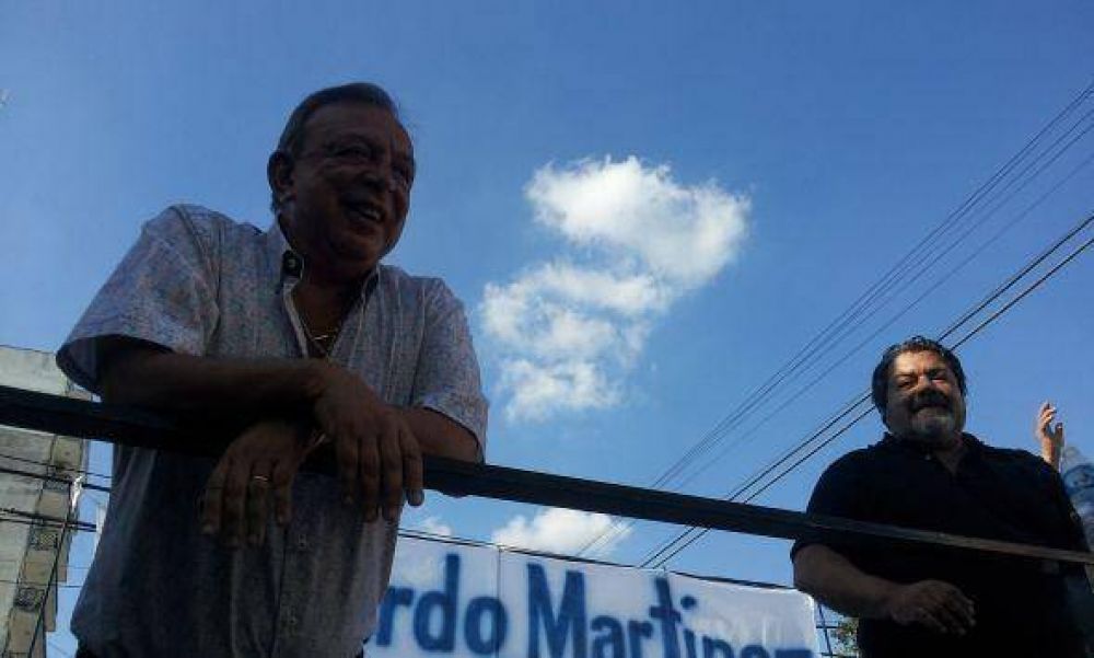 Z�ccaro embisti� contra La C�mpora en un acto de la UOCRA