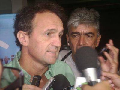 Katopodis: �Celebramos que se empiece a hablar de tratamiento y separaci�n de la basura, y no de enterramiento�