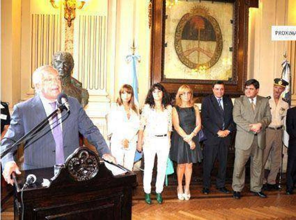 Entregaron medallas a estudiantes De destacado desempe�o escolar