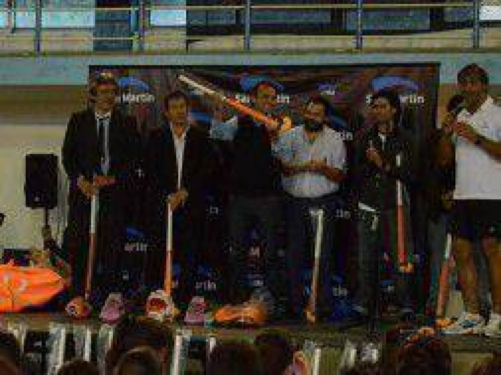 Katopodis y Retegui presentaron "Hockey para Todos" en San Mart�n