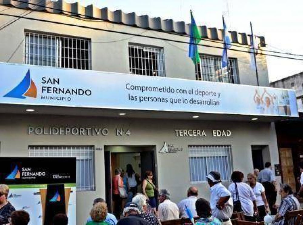 Ante m�s de 500 abuelos, se inaugur� el nuevo �Polideportivo N�4� para la tercera edad, en San Fernando