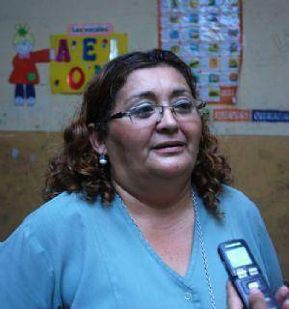 Tiene 71 a�os y en 2013 va a concluir la primaria 