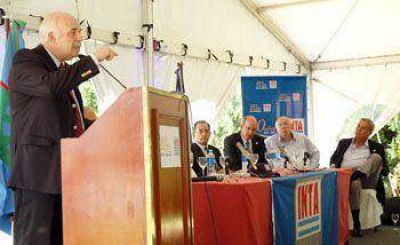 Balances, recuerdos y emociones en el festejo por los 100 a�os del Inta Pergamino