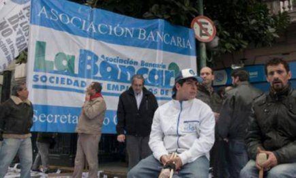 Bancarios de Misiones rechazan posible cambio de horario