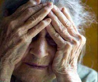 Charla para familiares de personas con Alzheimer  