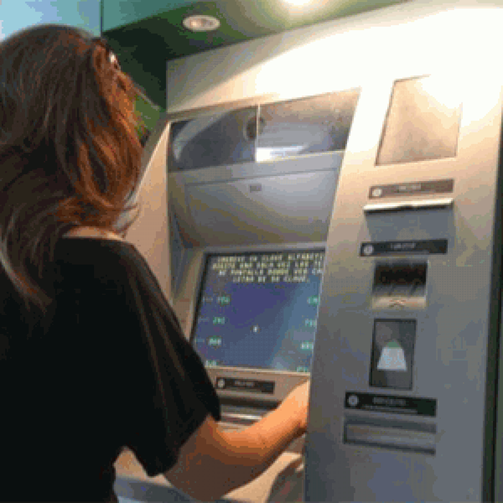 Temen que falte dinero en los cajeros durante las Fiestas