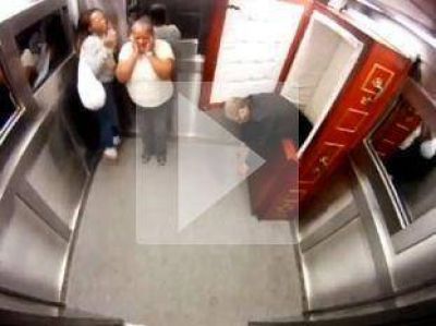 La broma del ascensor