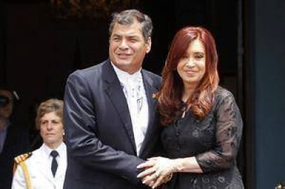 Pese a la pol�mica, Correa dijo que tuvo una "jornada muy exitosa" en la Argentina