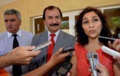 El gobierno defendi� que el ciclo lectivo 2013 arranque el 25 de febrero 