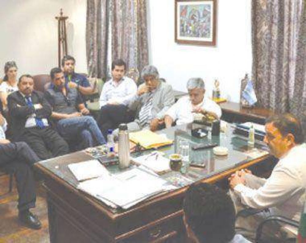 Quintela licencia al personal desde el 14 