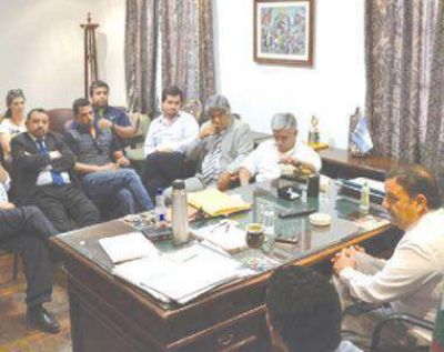 Quintela licencia al personal desde el 14 