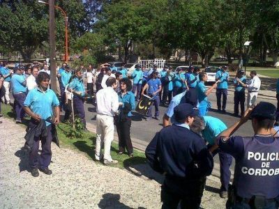 Coopi se queja y Avil�s afirma que no avala un �impuestazo�