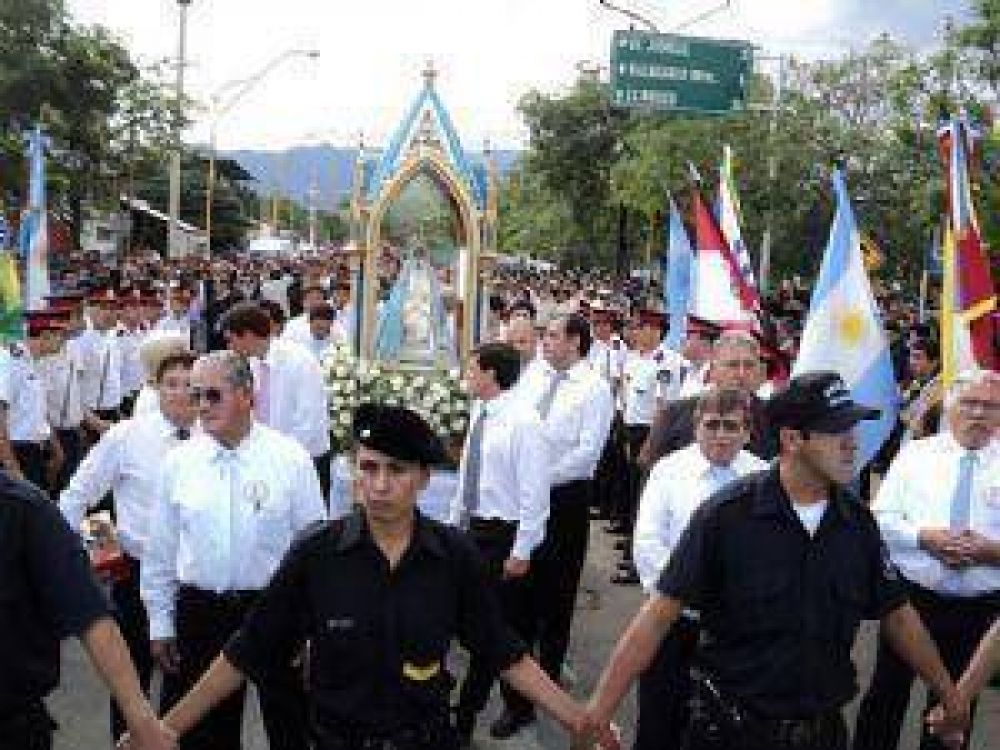Controles y limpieza en la ciudad por las festividades marianas