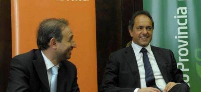 Scioli se lanza en Capital para confrontar con Macri