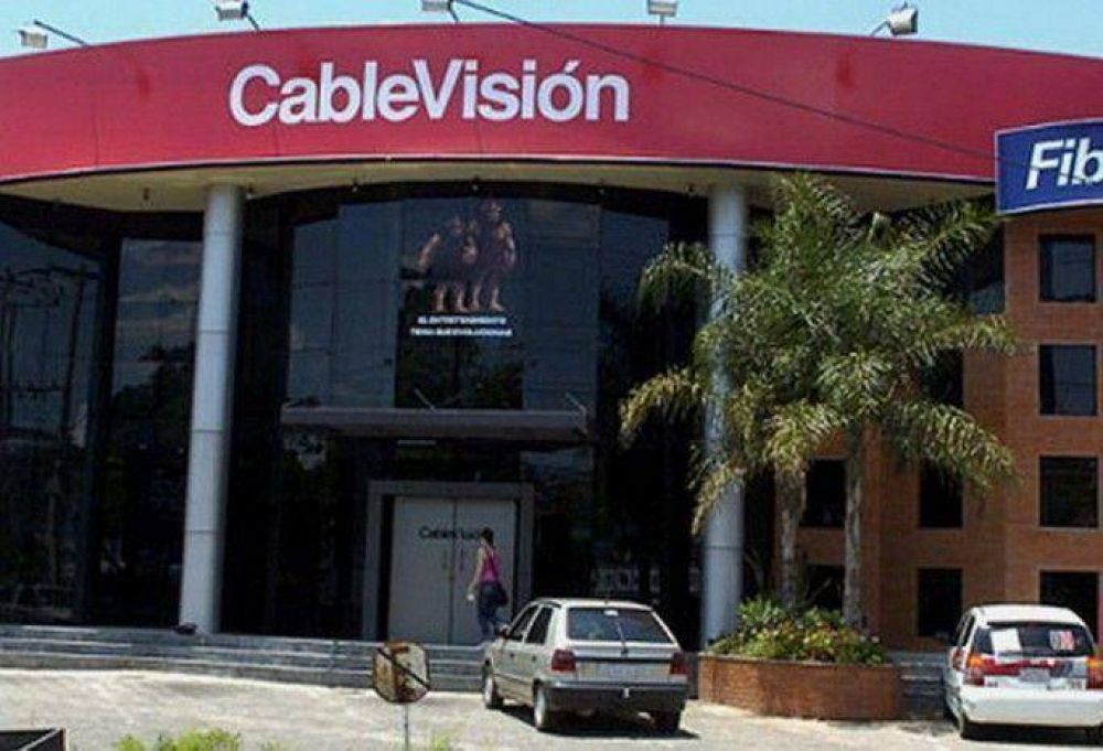 Sabbatella inform� que el socio minoritario de Cablevisi�n propuso adecuarse a la Ley de Medios 