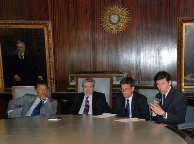 Convenio de cooperaci�n entre la Municipalidad de San Isidro y la UBA