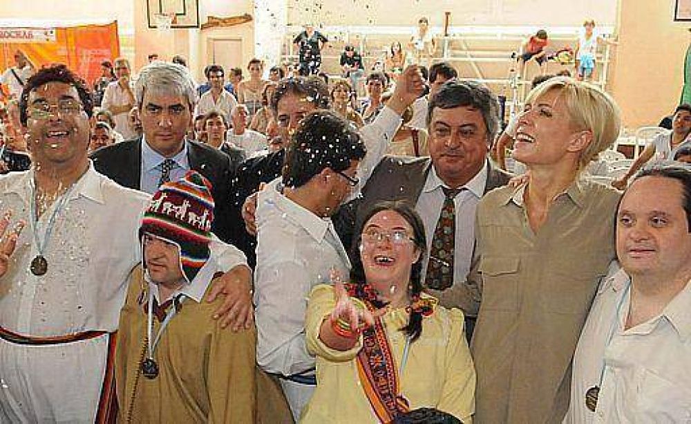 Fundaci�n Banco Provincia con aportes en Mercedes
