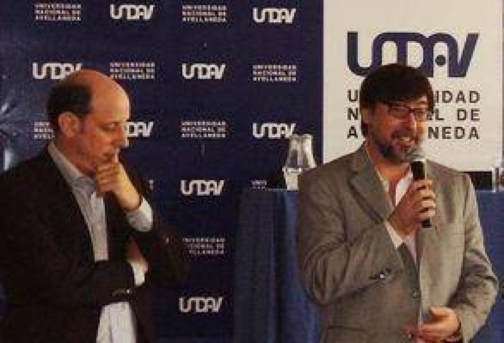 UNDAV: Jorge Calzoni cerr� la 1� Jornada de la Red Interuniversitaria de Inclusi�n Educativa