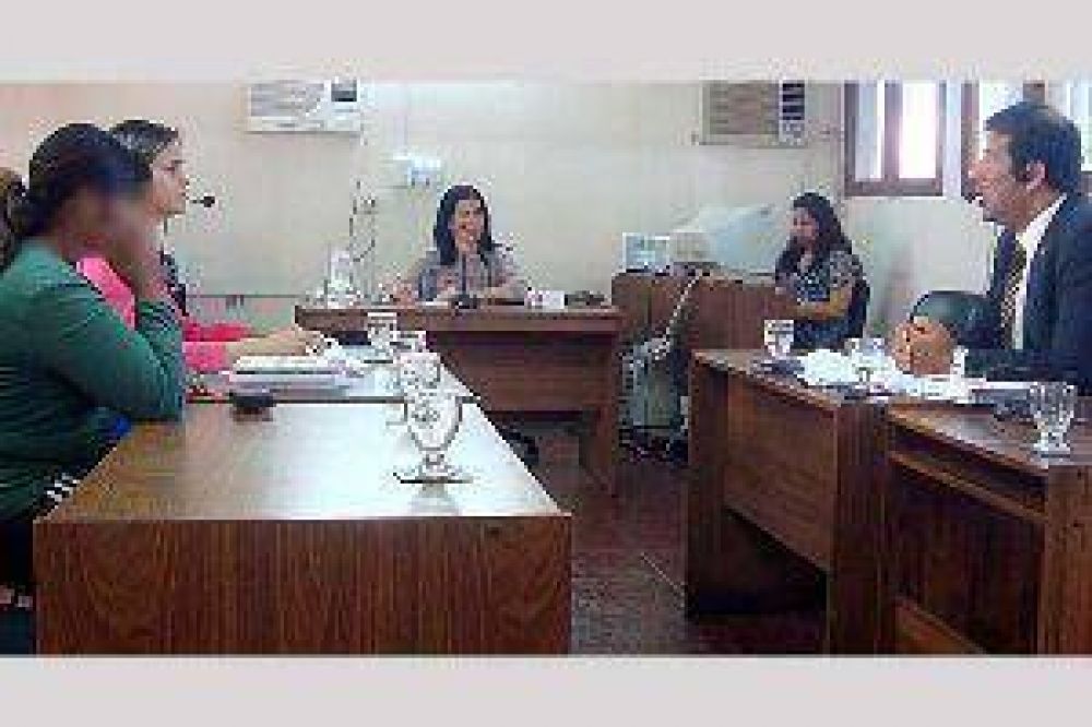 Liberaron a la mujer que acos� a un joven y la v�ctima se fue de la ciudad 